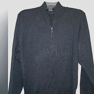 Tricot St. Raphael XL gray long sleeve crewneck 1/4 zip mens sweater
